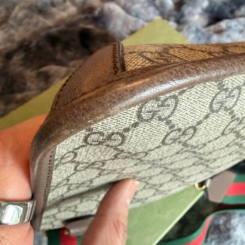 Gucci Beige and Brown Monogram Bag - Picture 11 of 16
